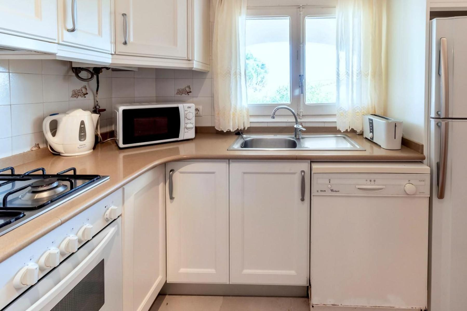 Apartamento Port De La Selva 94 Con Extenso Jardín Y Barbacoa *